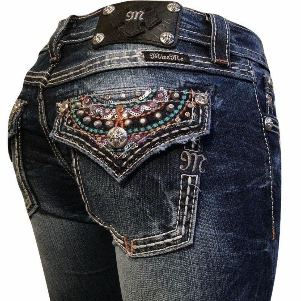 Miss Me Bootcut Embroidered, Studded, Sz. 28 Jeans JW7002B5
